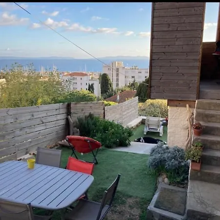 Les Mimosas Horská chata Le Lavandou